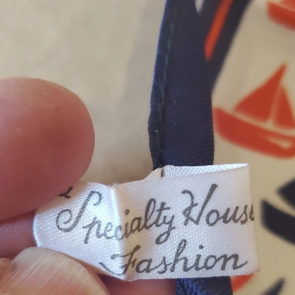 Specialty House Vintage Nautical Print Scarf  Red, Blue, and White 20"  Square - Picture 3 of 6